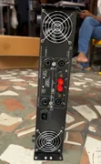 Peavey CS 2000 Professional Power Amplifier - 3