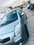 Toyota Vitz 1.3 FWD 5dr 2010 Gray - 3