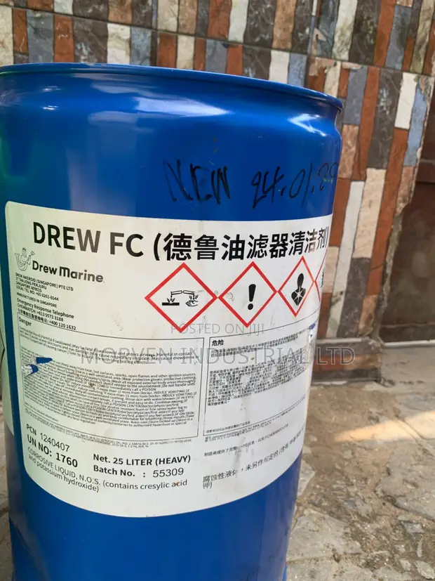 Drew FC 25L Heavy-Duty Oil Filter & Carbon Deposit Cleaner - 1