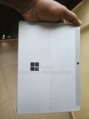 Microsoft Surface 2 Laptop 8GB RAM, 128GB SSD+HDD