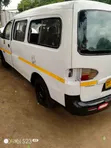 Hyundai Starex 2007 White - 4