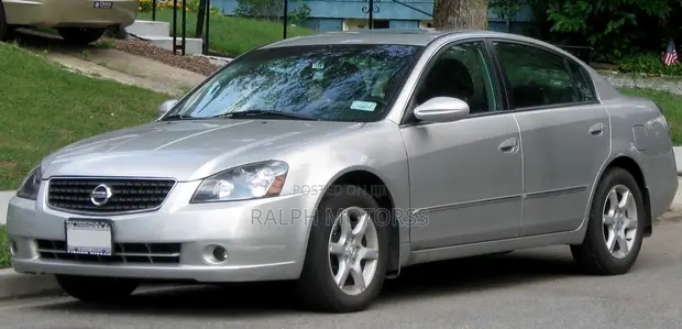 Nissan Altima 2005 Headlights - 1