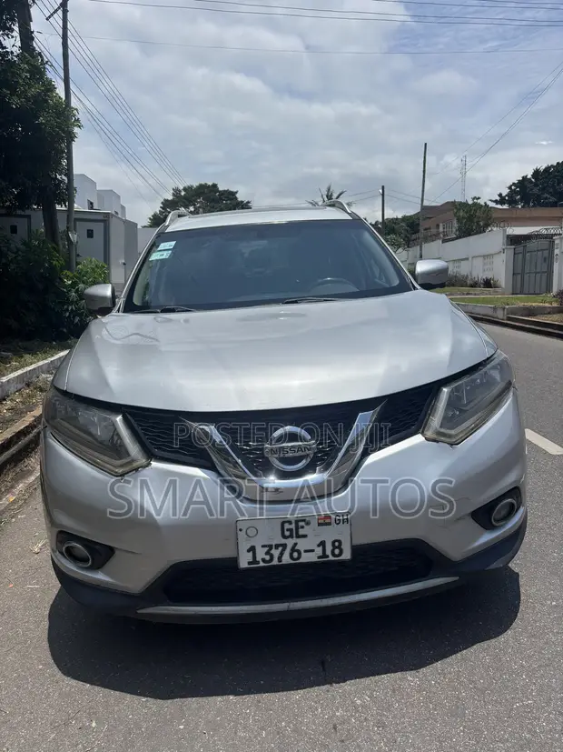 2015 Nissan Rogue SV SUV AWD - 1