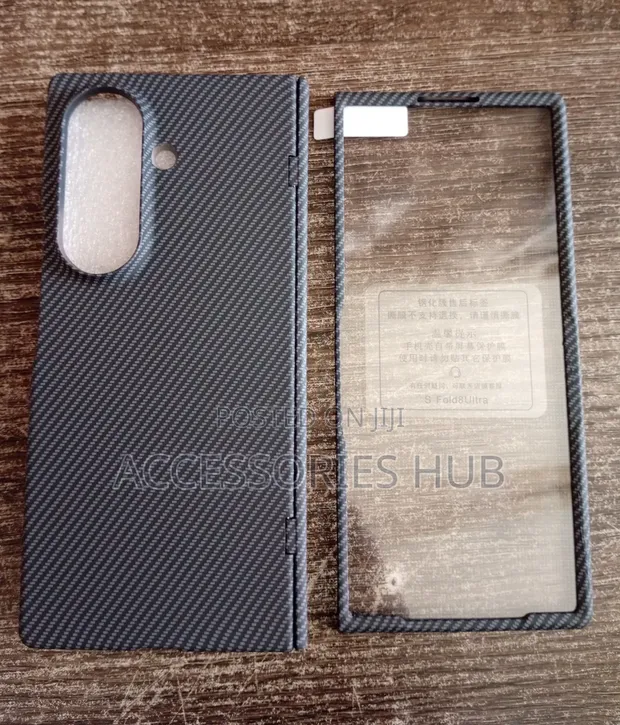 Samsung Z Fold 8 Ultra Carbon Fiber Case with Inbuilt Screen Protector - 1