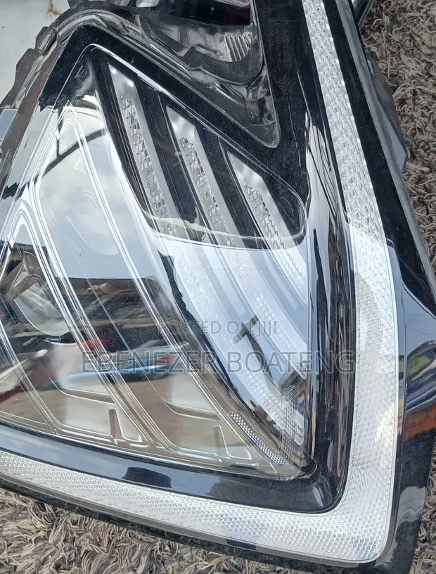 Hyundai Tucson Headlight (2024-2025 Model) - 1