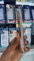 Apple iPhone 11 Pro Max 64GB Gold - 2