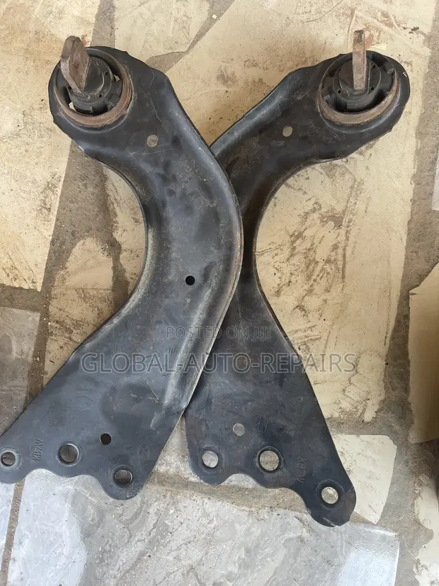 Mazda CX-5 Rear Control Arms - 1