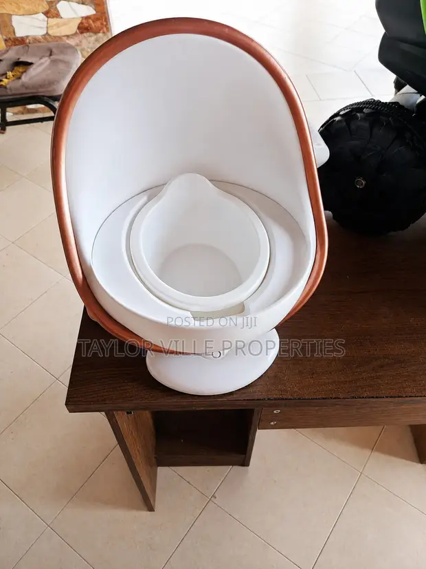 Children's Water Closet Chamber Pot - 1