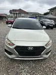 Hyundai Accent 2018 Gold - 1