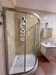 5-Bedroom House for Rent in Etordan, Boundary Road Area - 5