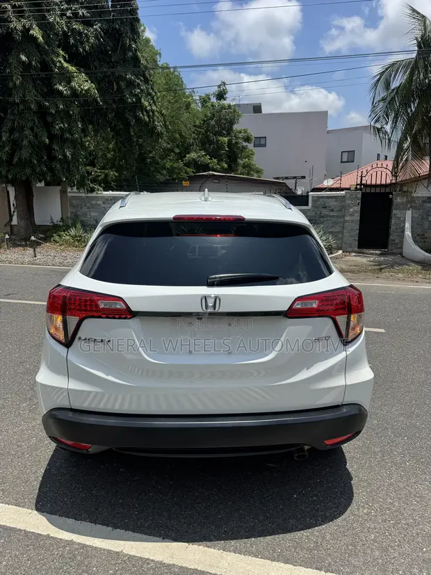 Honda HR-V EX 2022 White - 1