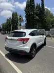 Honda HR-V EX 2022 White - 4