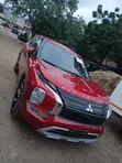 Mitsubishi Outlander SE 2024 Red - 2