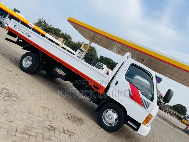 Hyundai HD120 Mini Truck - Registered - 1