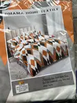 Queen Size Bedsheets with 3 Pillowcases - 2