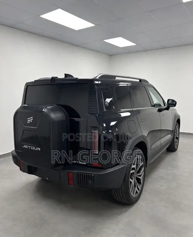 Jetour T2 2.0 Petrol AWD 2024 Black - 1