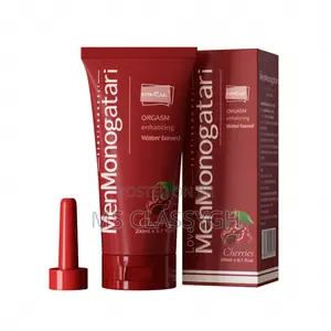 MenMonogatari Lubricant Massage Oil - Strawberry Flavour 200ML