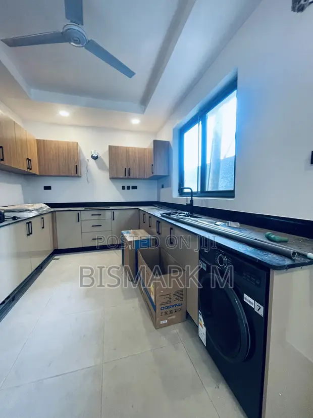 3 Bedroom Townhouse for Rent in East Legon - 1