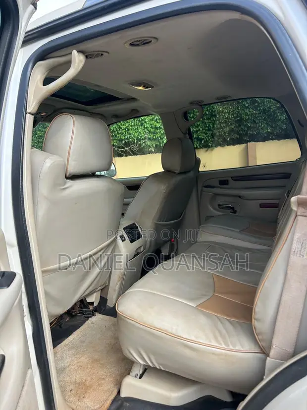 Cadillac Escalade 2008 White - 1