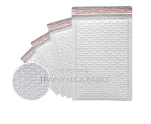 White Bubble Mailers 18x23cm