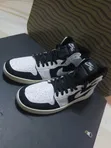 Air Jordan 1 High Black/White - 2