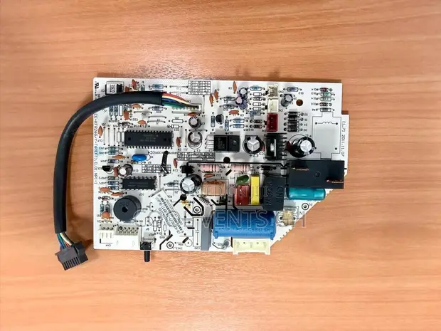 Trane Main Control Board (2013325a0335) for 4mcw0512ab0r0aa - 1
