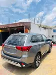 2019 Mitsubishi Outlander SE FWD SUV - 5