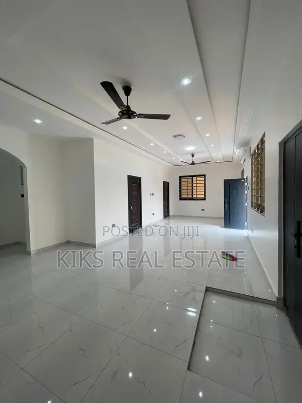 3 Bedroom Apartment for Rent in Spintex (Com 18) - 1