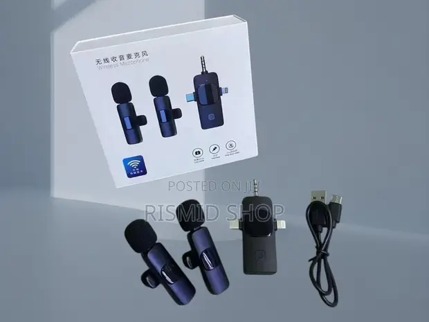 Multi-Function 3-in-1 Wireless Microphone - 1