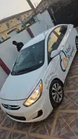 Hyundai Accent SE Sedan 2017 White - 1