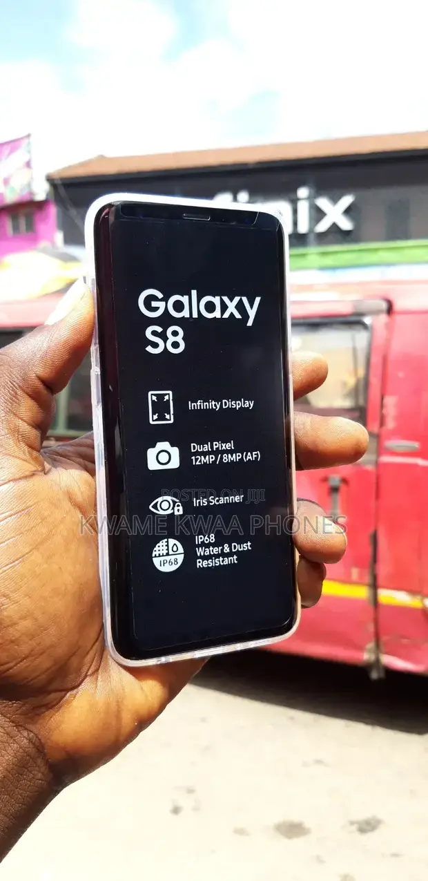 New Samsung Galaxy S8 64GB Black - 1