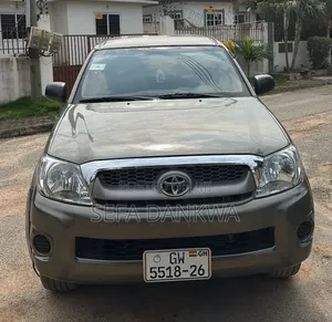 Toyota Hilux 2.7 VVT-i 4x4 SRX 2010 Pickup