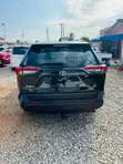 Toyota RAV4 LE 2022 Black - 4