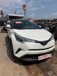 2018 Toyota C-HR XLE Premium FWD - 4