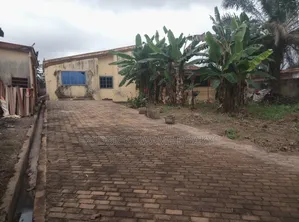 6-Bedroom House for Sale in Brother K Estate, Kumasi