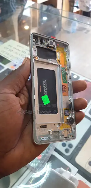 Samsung Galaxy S10 Screen Replacement