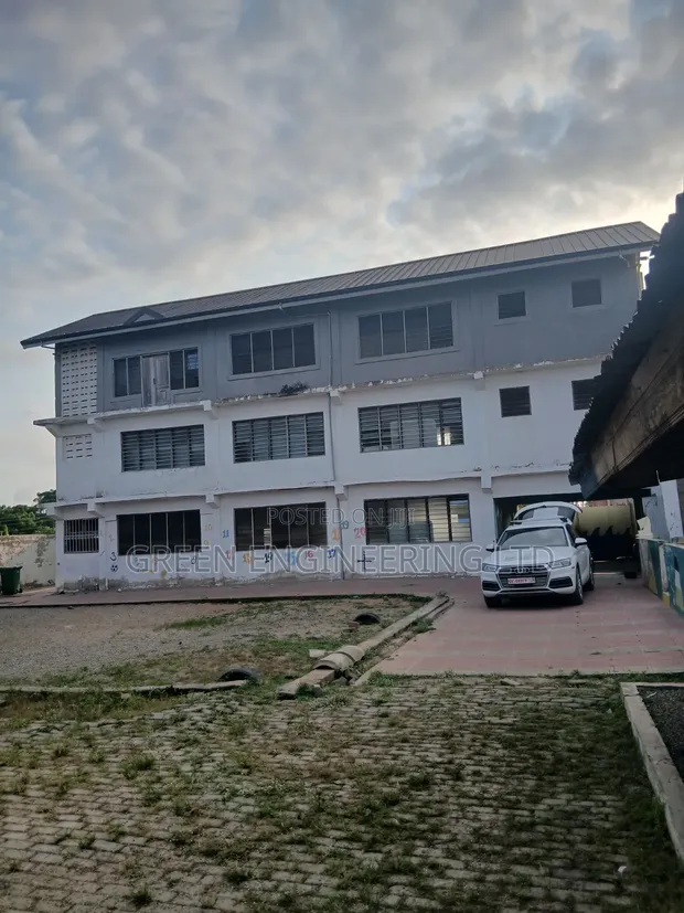 12-Bedroom Block of Flats for Sale in West Hills Mall Area - 1