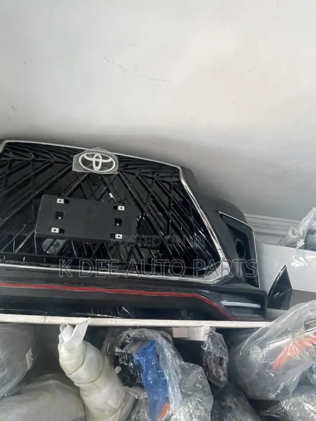 Toyota Highlander Spec 12 Front Bumper Complete - 1