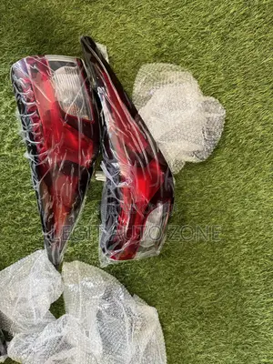 Mitsubishi Outlander 2022-2026 Taillights