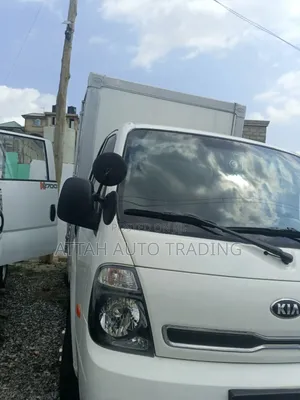 Kia Bongo Box Truck 2010 White