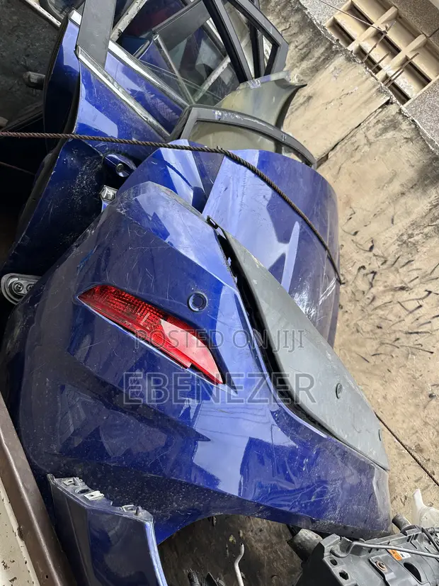 Ford Focus 2015: Complete Doors with Bumpers - 1