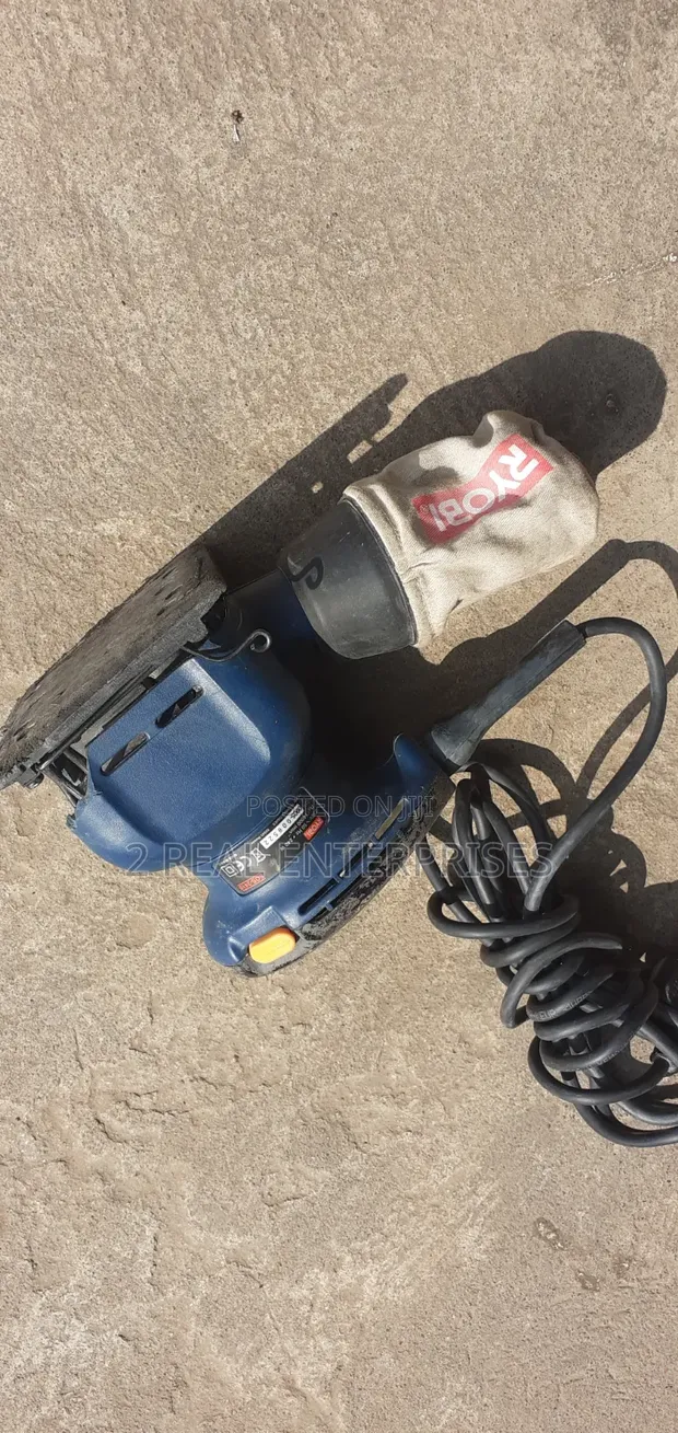 Ryobi Corded 1/4-Sheet Palm Sander with Dust Bag - 1