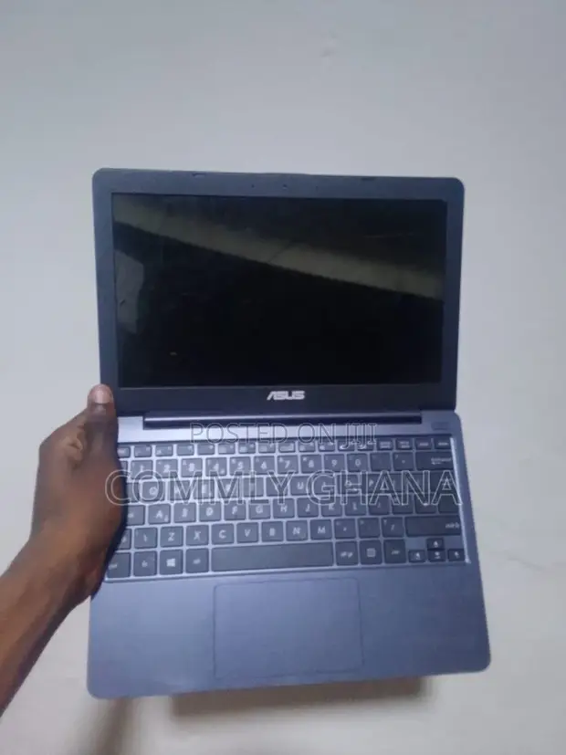 HP ProBook 450 Laptop - 8GB RAM, Intel Core i5, 256GB HDD - 1