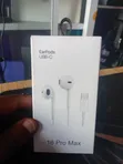 Original Apple AirPods Pro (USB-C) - 1