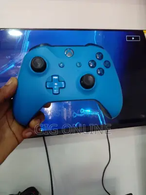 Used Xbox One S Gaming Controller