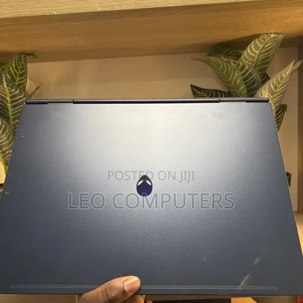 Alienware 16 Aurora Laptop - Intel Core Ultra 9, 32GB RAM, RTX 5070 - 1