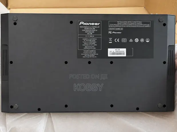 Pioneer DDJ-SB2 DJ Controller - 1