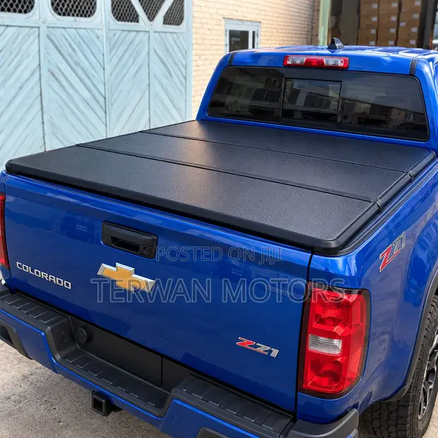 Hard Tri-Fold Pickup Truck Bucket Cover for Chevy Colorado/Silverado - 1