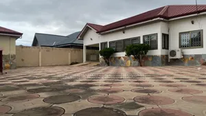 4 Bedroom House for Rent, West Hills Mall Area