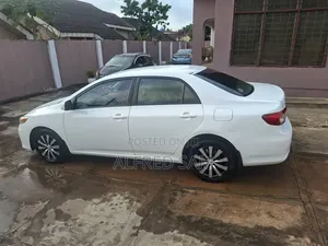 2012 Toyota Corolla L 4dr Sedan White